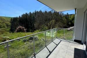 Neubau Erstbezug 83 qm EG 3 Zimmer-Wohnung mit Balkon und Panoramablick in Kernscheid ab sofort! – Im Holzgarten 17, 54296 Kernscheid, Trier – Vorschaubild 6