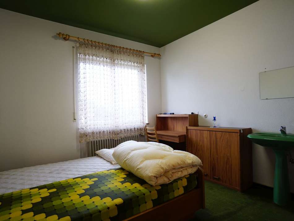 Zimmer im Untergeschoss