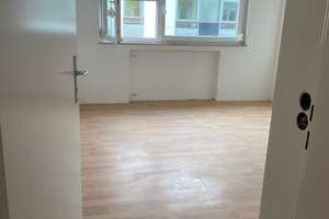 Moderne 3-Zimmer Wohnung im 3. OG mit Aufzug in Stuttgart West in zentraler Lage – Forststraße 58, 70176 Rosenberg, Stuttgart – Vorschaubild 4