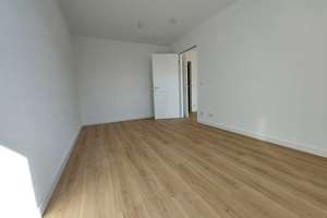 Dachgeschoss mit Lift! Helle renovierte 2 RWG mit ebenerdiger Dusche zu vermieten! – Lockwitzer Straße 15, 1219 Strehlen, Dresden – Vorschaubild 6