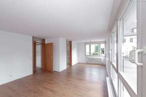 ERDGESCHOSSWOHNUNG MIT GARTENANTEIL IN CITYNAHER LAGE – Die vollständige Adresse der Immobilie erhältst du vom Anbieter., 73431 Stadtmitte, Aalen – Vorschaubild 2