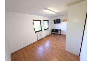 Frei! 2Zi Weststadt-Juwel Effizienz C: Fernwärme, Riesen-Balkon, Stellplatz, Möbliert – Lessingstr. 37b, 76135 Weststadt, Karlsruhe – Vorschaubild 7