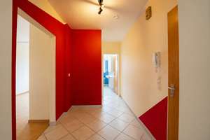 Sofort bezugsfrei: Attraktive 3-Zi-Wohnung mit 2 Balkonen & Stellplatz im Herzen von FR-Stühlinger – 79106 Alt-Stühlinger, Freiburg im Breisgau – Vorschaubild 2