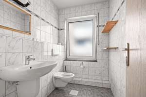 Innenstadt-Investment mit Penthouse-Highlight – ca. 7,79 % Soll-Rendite in Eschweiler – Die vollständige Adresse der Immobilie erhältst du vom Anbieter., 52249 Eschweiler – Vorschaubild 13
