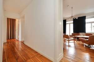 STILVOLL AUSGESTATTET - ALTBAUCHARME MIT HOHEN DECKEN, STUCK & SCHÖNEN HOLZDIELEN - MIT BALKON – Exerzierstr. 19 ää, 13357 Gesundbrunnen, Berlin – Vorschaubild 3