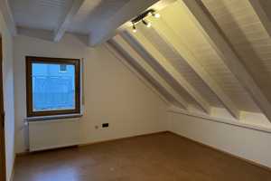 Geräumige, ruhige 5-Zimmer-Doppelhaushälfte mit gehobener Ausstattung und toller Aussicht in Kusel – Kusel (Kreis) – Vorschaubild 10