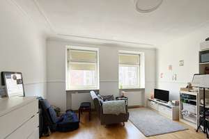 Klassische 4,5-Zimmer-Altbauwohnung mit Balkon – München, Nähe Goetheplatz (U3/U6) – Die vollständige Adresse der Immobilie erhältst du vom Anbieter., 80337 Sankt Paul, München – Vorschaubild 11