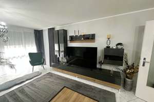 Exquisite 2,5-Zimmer-Erdgeschosswohnung mit Garten & Terrasse in Augsburg – Die vollständige Adresse der Immobilie erhältst du vom Anbieter., 86165 Lechhausen-Süd, Augsburg – Vorschaubild 2