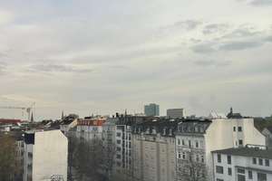 Wohnen über dem Uni-Viertel - 6. Stock! WG geeigneter Dachgeschossausbau mit Einbauküche – Bundesstraße 40, 20146 Rotherbaum, Hamburg – Vorschaubild 8