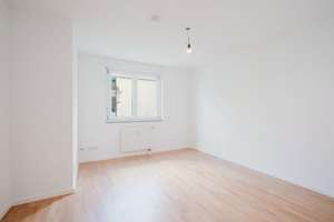 Bezugsfreie, frisch renovierte 3-Zimmer-Wohnung mit Südbalkon nahe Hirschgarten/Friedenheimer Brücke – Die vollständige Adresse der Immobilie erhältst du vom Anbieter., 80687 Friedenheim, München – Vorschaubild 5