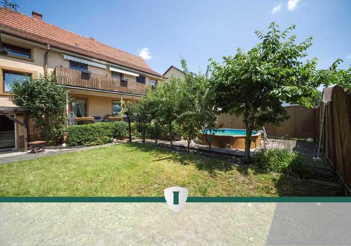 Großes, komplett freiwerdendes 2-Fam.-Haus mit schönem Garten u. Ausbaupotenzial in Volkertshausen