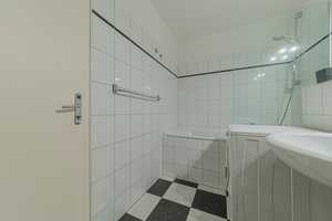 Property thumbnail 18