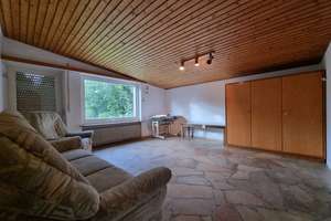 Charmantes Einfamilienhaus mit Wintergarten, Sauna, offenem Büro und vielseitigem Kellerbereich – Die vollständige Adresse der Immobilie erhältst du vom Anbieter., 91757 Treuchtlingen – Vorschaubild 10