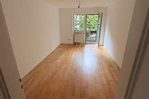  2-Zimmer-Wohnung mit Balkon in Schwabing-West – Die vollständige Adresse der Immobilie erhältst du vom Anbieter., 80801 Neuschwabing, München – Vorschaubild 3