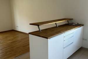 Teilmöblierte 2-Zimmer-Wohnung mit Einbauküche, Balkon und Garage in Duisburg-Huckingen – Zum Mühlkotten 3, 47259 Huckingen, Duisburg – Vorschaubild 4