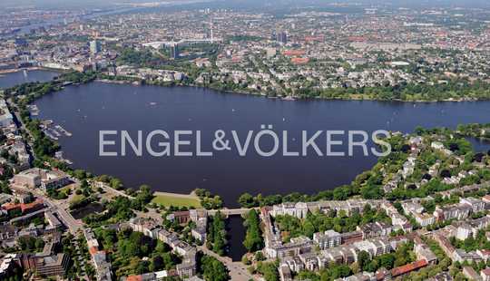 Bild von Stadtvilla direkt an der Außenalster – eine absolute Rarität