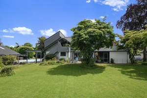 Top-Villenanwesen mit Pool & Park-Grundstück! Garden-Lounge-House! 4 Bäder! 2 Doppel-Garagen! – Die vollständige Adresse der Immobilie erhältst du vom Anbieter., 47269 Rahm, Duisburg – Vorschaubild 1