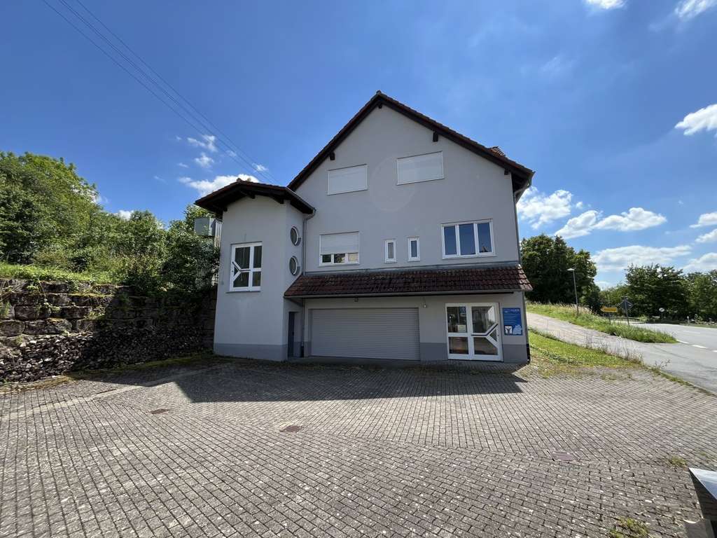 Immobilie in Ingelfingen - Großes Grundstück mit Gewerbeeinheit & Einfamilienhaus  - Ideal für Wohnen und Arbeiten vereint !! - Bild 3