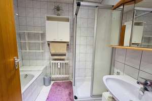 Modernisierte 4-Zimmer-Wohnung mit Balkon in begehrter Lage von Augsburg-Lechhausen – Die vollständige Adresse der Immobilie erhältst du vom Anbieter., 86167 Lechhausen-Ost, Augsburg – Vorschaubild 9