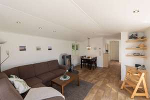SCHNUCKELIGES FERIENHAUS MIT KAMIN ZUM ENTSPANNEN! – Mellumplate 12, 27632 Dorum – Vorschaubild 3
