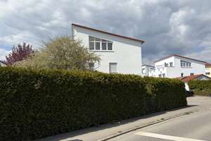 Gepflegtes Reiheneckhaus mit Dachterrasse in Etting/Audi  – Kipfenbergersr. 123, 85055 Etting, Ingolstadt – Vorschaubild 4
