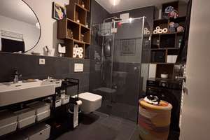 Möblierte Penthouse-artige 2‑Zimmer Wohnung mit 40qm-Dachterrasse und Loggia  in Landsberg am Lech – Adolf-Buck-Weg 1, 86899 Landsberg am Lech – Vorschaubild 13