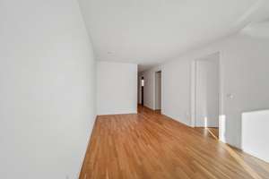 Gemütliche 3-Zimmer-Wohnung in Pforzheim Weststadt ! – Tunnelstraße 36, 75172 Weststadt, Pforzheim – Vorschaubild 3