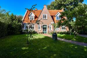 **RESERVIERT*** Ein Zuhause zum Verlieben – stilvoll wohnen in charmanter Geborgenheit – Die vollständige Adresse der Immobilie erhältst du vom Anbieter., 26817 Rhauderfehn – Vorschaubild 1