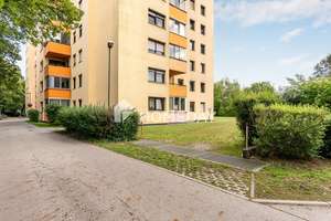 Vermietete Erdgeschosswohnung mit sonnigem Wintergarten in gepflegter Wohnanlage 
 – Die vollständige Adresse der Immobilie erhältst du vom Anbieter., 84489 Burghausen – Vorschaubild 3