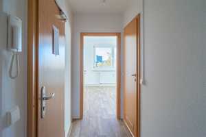 2-Zimmer-Wohnung mit EBK, Balkon, tw möbliert – Paul-Arnold-Straße 4, 9130 Chemnitz – Vorschaubild 4