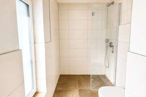 Erstbezug nach Sanierung: Großzügige 3-Zimmer-Wohnung mit Terrasse, Einbauküche Garage & Stellplatz – Die vollständige Adresse der Immobilie erhältst du vom Anbieter., 44892 Langendreer, Bochum – Vorschaubild 3