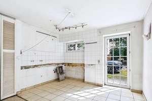 Barrierefrei im Lehen! 3-Zimmer-Wohnung zum Selbstgestalten mit zwei Parkplätzen in Stuttgart-Süd – Die vollständige Adresse der Immobilie erhältst du vom Anbieter., 70180 Lehen, Stuttgart – Vorschaubild 5