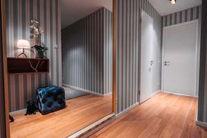 WIN WIN - Möblierte 3-Zimmer Wohnung in direkter Wasserlage im Medienhafen! – Speditionstraße 8, 40221 Hafen, Düsseldorf – Vorschaubild 5