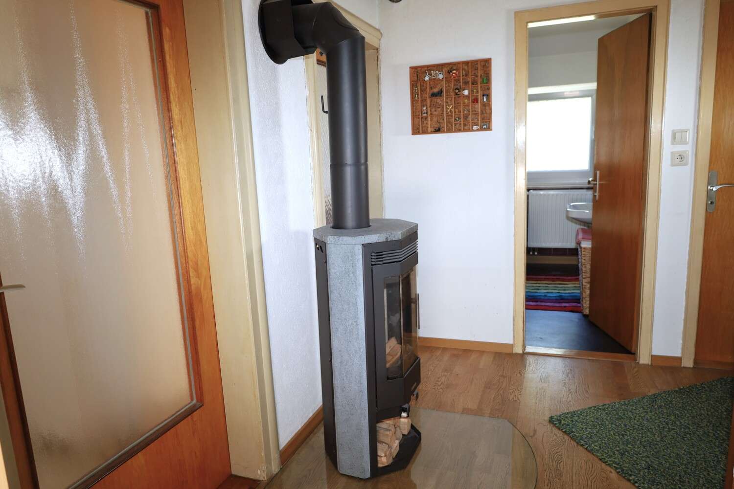 Immobilie in Dürrlauingen - Geräumiges Zweifamilienhaus 
mit großem Grundstück - Bild 6