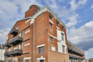 1,5 Zimmerwohnung mit Balkon *** Leben und Wohnen hinter historischen Fassaden – Josefine-Clouth-Str. 44, 50733 Nippes (Ortsteil), Köln – Vorschaubild 4
