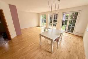 Viel Platz für den Alltag in diesem Haus in Aßlar-Werdorf – Die vollständige Adresse der Immobilie erhältst du vom Anbieter., 35614 Aßlar – Vorschaubild 2