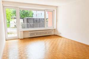 Bezugsfreie 3-Zimmer Wohnung mit Südterrasse in ruhiger Seitenstraße – renovierungsbedürftig – Die vollständige Adresse der Immobilie erhältst du vom Anbieter., 81373 Land in Sonne, München – Vorschaubild 2