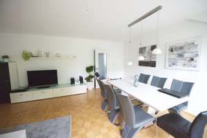 Schöne Wohnung im Aachener Süden ca. 100m2 mit Balkon, Gäste WC – II. Rote-Haag-Weg 12, 52066 Burtscheid Steinebrück, Aachen – Vorschaubild 2