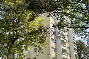 3-Zi.-Wohnung mit Balkon, Nolte EBK, TG Stellplatz in Neu-Ulm (vollständig renoviert)