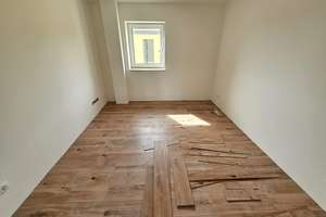 Großzügige 4-Zimmerwohnung mit 2 Balkonen, Tageslichtbad, Abstellraum und effizientem Grundriss – Mittagstr. 8, 39124 Neue Neustadt, Magdeburg – Vorschaubild 3