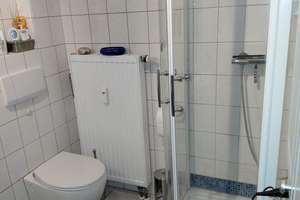 Gepflegtes  Einfamilienhaus in Rülzheim mit vermieteter angebauter Einliegerwhg. (separate Haustüre) – Die vollständige Adresse der Immobilie erhältst du vom Anbieter., 76761 Rülzheim – Vorschaubild 10