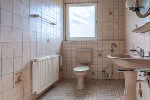 Altbau mit Innenhof, Werkstatt & Ausbaupotenzial – vielseitiges Zuhause in Düsseldorf-Wersten – Die vollständige Adresse der Immobilie erhältst du vom Anbieter., 40591 Wersten, Düsseldorf – Vorschaubild 13