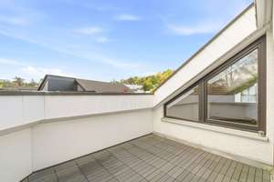 Viel Raum zum Wohlfühlen – 4-Zimmer-Dachgeschosswohnung mit Dachterrasse und Hobbyraum – 70569 Dachswald, Stuttgart – Vorschaubild 5