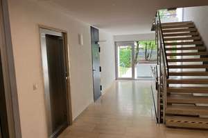Charmante barrierefreie 2-Zimmer-Wohnung mit großem Sonnenbalkon in begehrter Lage  Münchens – Die vollständige Adresse der Immobilie erhältst du vom Anbieter., 81927 Englschalking, München – Vorschaubild 4
