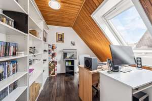::: Für Kapitalanleger und Selbstbezieher I gepflegtes 2-3 EFH I Balkon I Garten I Einzelgarage ::: – Die vollständige Adresse der Immobilie erhältst du vom Anbieter., 70439 Stammheim-Süd, Stuttgart – Vorschaubild 17