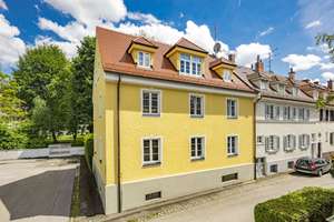 Besonderes Stadthausjuwel: Charaktervolles Zweifamilienhaus mit großzügigem Gestaltungspotenzial – Die vollständige Adresse der Immobilie erhältst du vom Anbieter., 80637 Dom Pedro, München – Vorschaubild 2