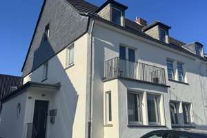 Helle 3,5 Zimmer Wohnung mit Terrasse  in Köln-Höhenhaus – Sigwinstraße 155, 51061 Höhenhaus, Köln – Vorschaubild 2
