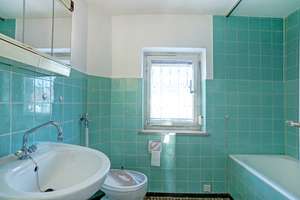 Familienfreundliches Reiheneckhaus mit Licht, Raum und 466 m² Grundstück – perfekt zum Selbstausbau! – Die vollständige Adresse der Immobilie erhältst du vom Anbieter., 82538 Geretsried – Vorschaubild 9