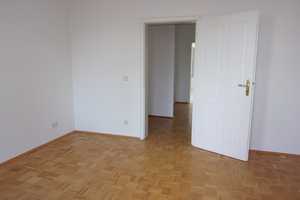 KASSBERG--SONNIGER BALKON--LIFT--PARKETT--3 RÄUME – Kanzlerstraße 41, 9112 Chemnitz – Vorschaubild 5