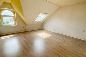 Eller: Altbau mit Charme – Mehrfamilienhaus mit 3 Wohneinheiten und Entwicklungspotenzial! – 40229 Eller, Düsseldorf – Vorschaubild 20